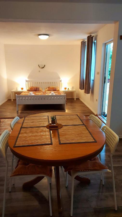 Appartement House Mesic à Smoljanac Extérieur photo